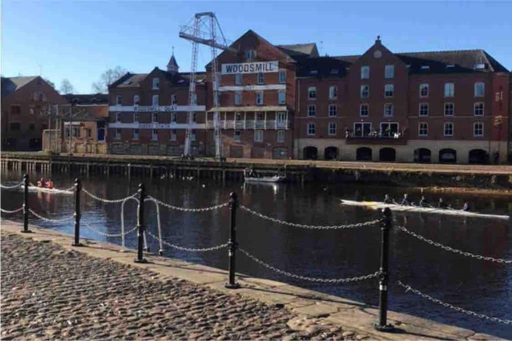 Apartemen Riverside - York