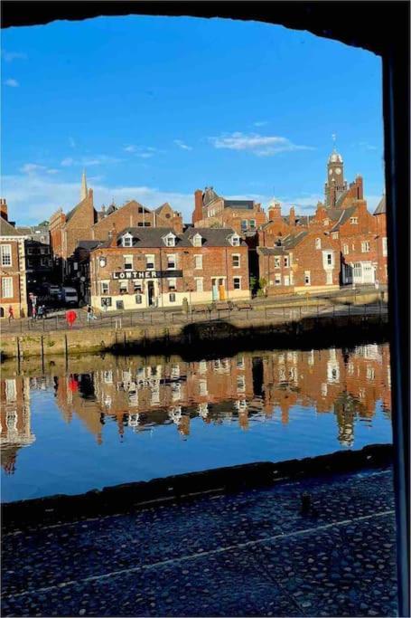 Apartemen Riverside - York